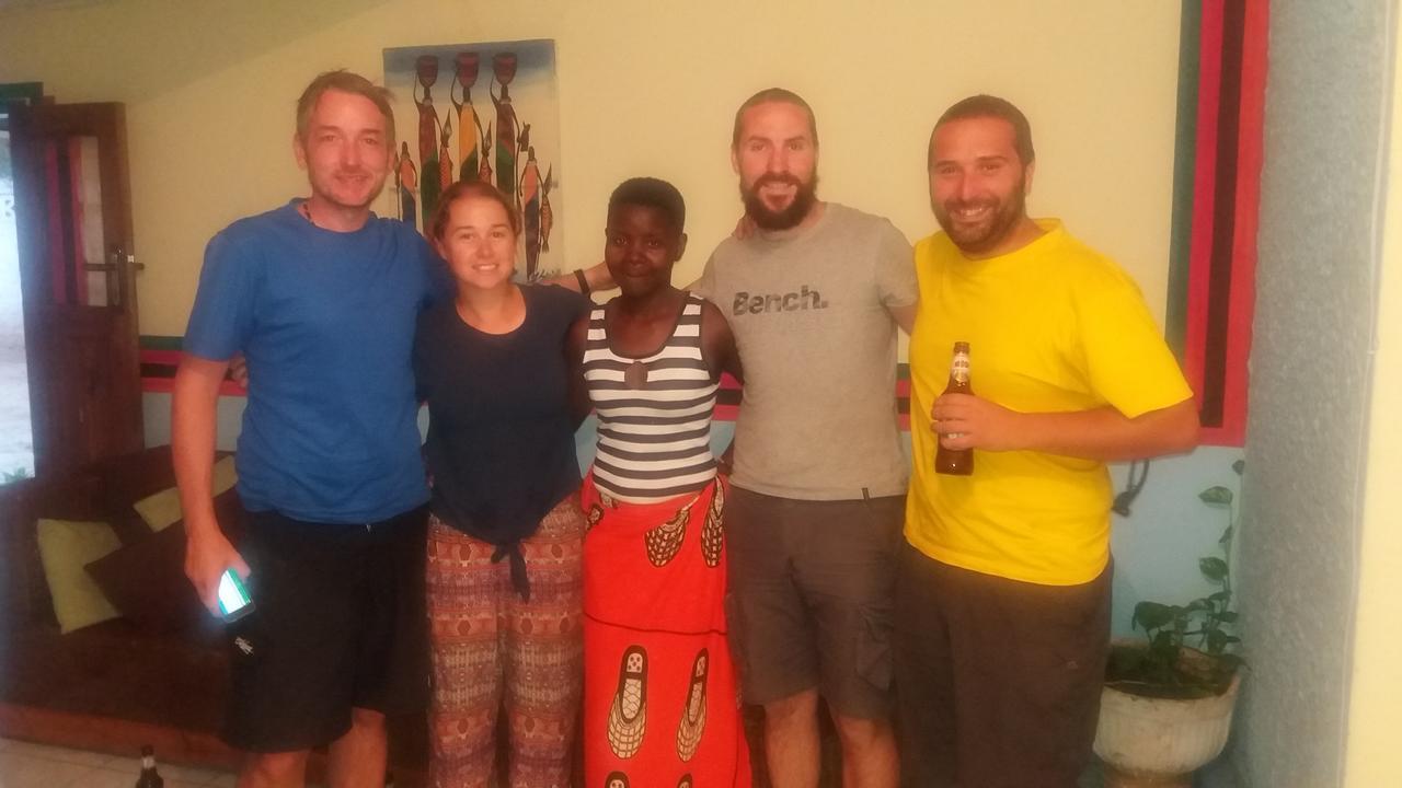 Hostel Kumunzi Backpackers Lusaka Exterior foto
